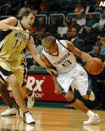 Hurricanes Host FAU Monday Night