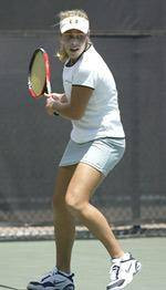 No. 22 Women's Tennis Overtakes No. 30 Alabama, 5-2