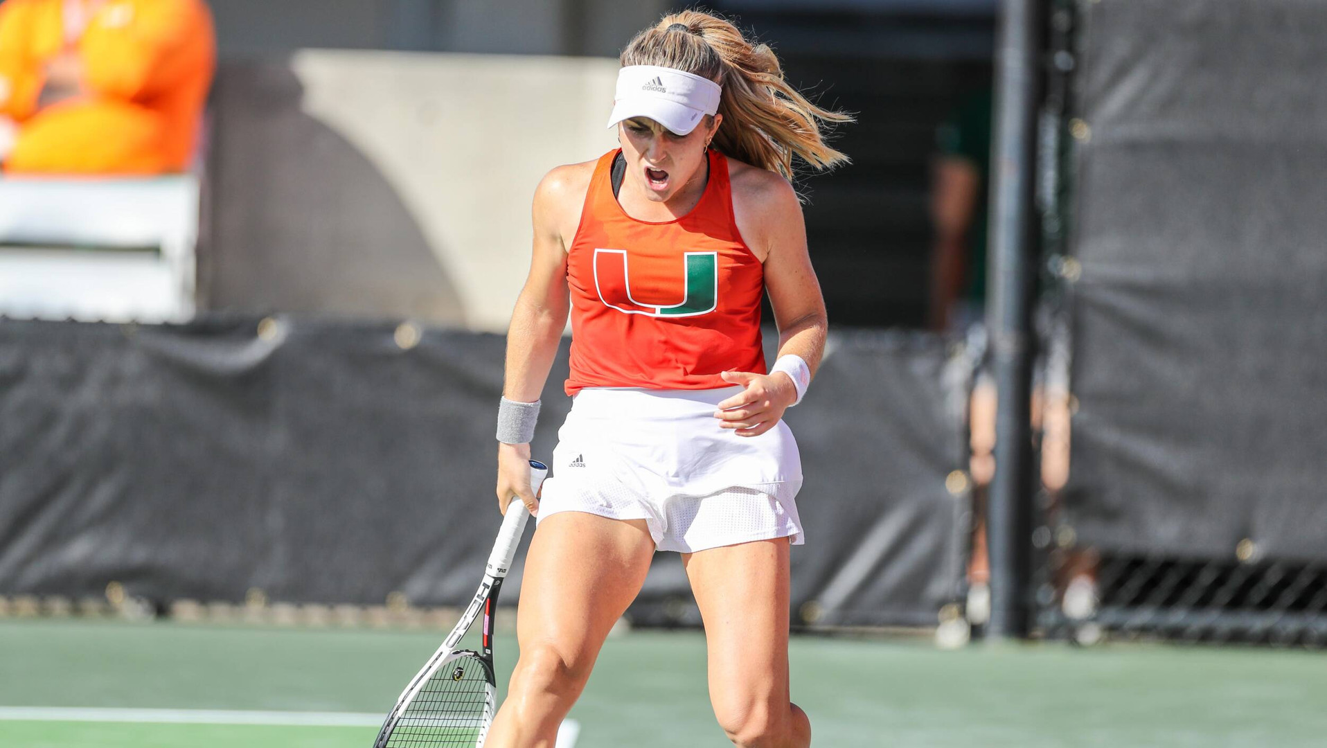 W. Tennis Edges No. 23 Ole Miss, 4-3