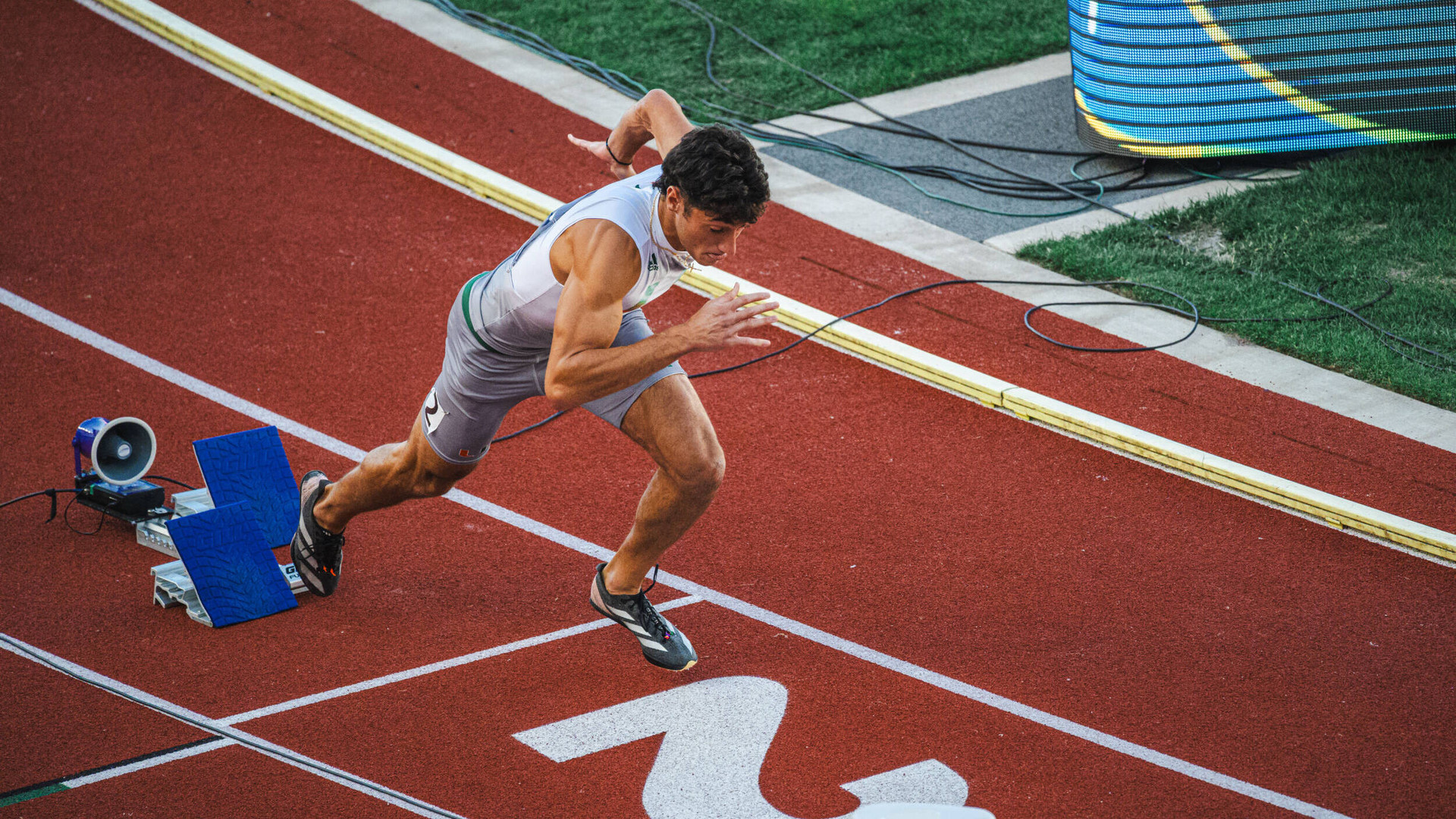 Franks Places 12th in 400m Semifinals at NCAA Championships