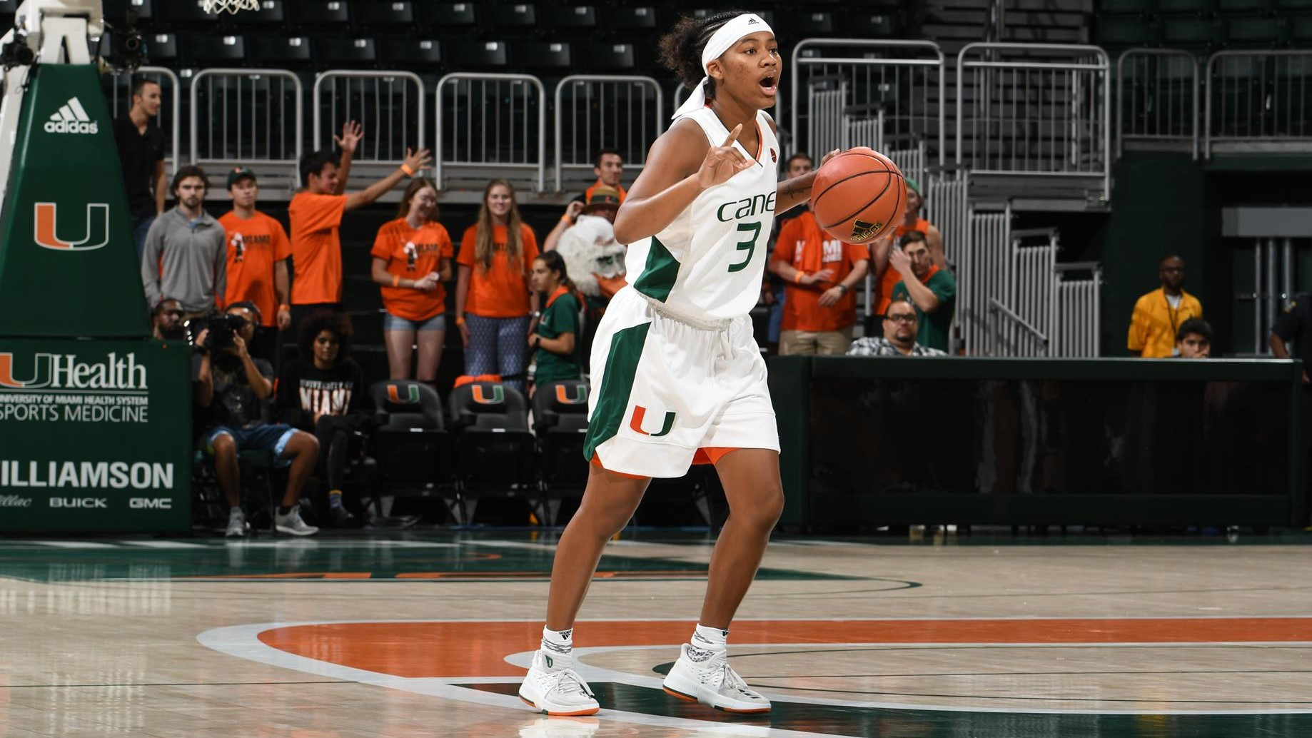 WBB Opens December against St. John’s