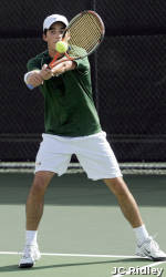 Simon Clinches Win for No. 22 Men's Tennis