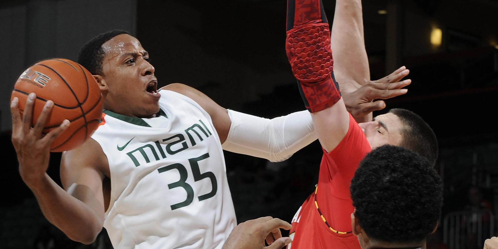 MBB Defeats Maryland, Improves to 3-0 in ACC