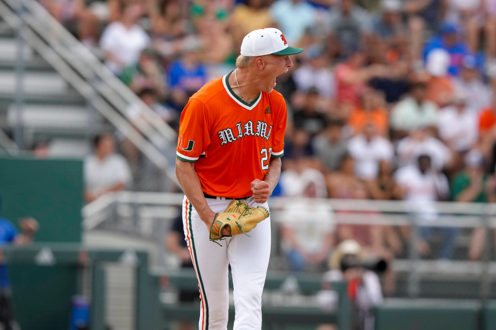 Miami Knocks Off No. 4 Florida, 10-6