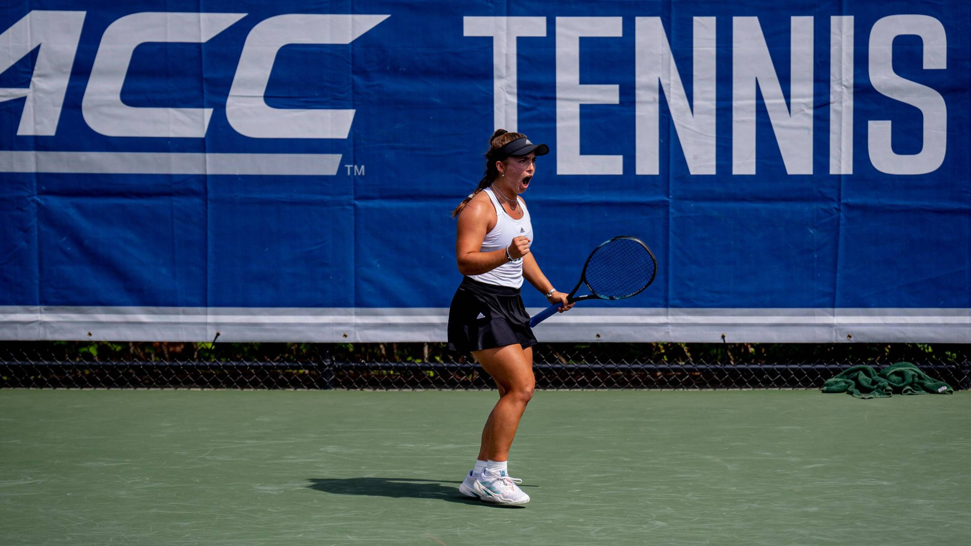 W. Tennis Tops No. 42 Clemson, 4-0, in ACC Championship Opener