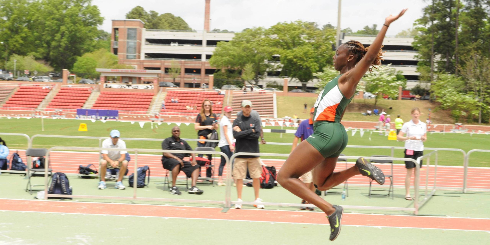 Williams, Dorsett to Rep Track at Clemson