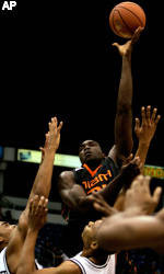 Miami Tops FIU, Remains Unbeaten