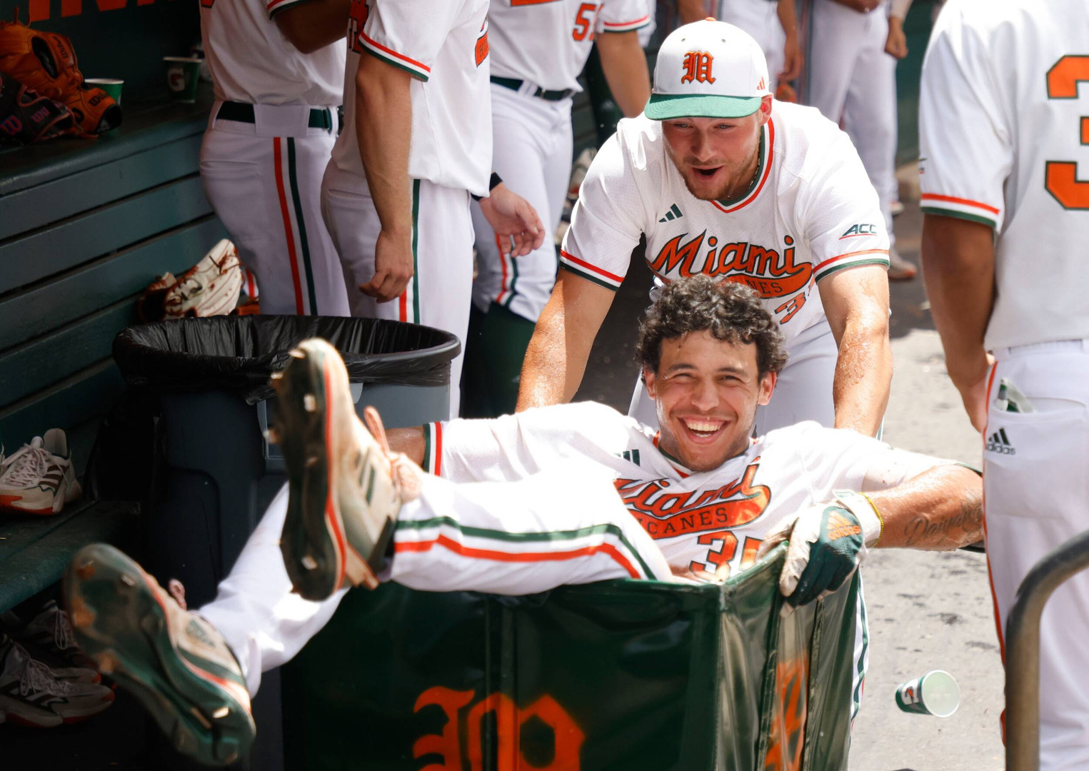 11th-Ranked Hurricanes Secure Sweep Over Blue Hose