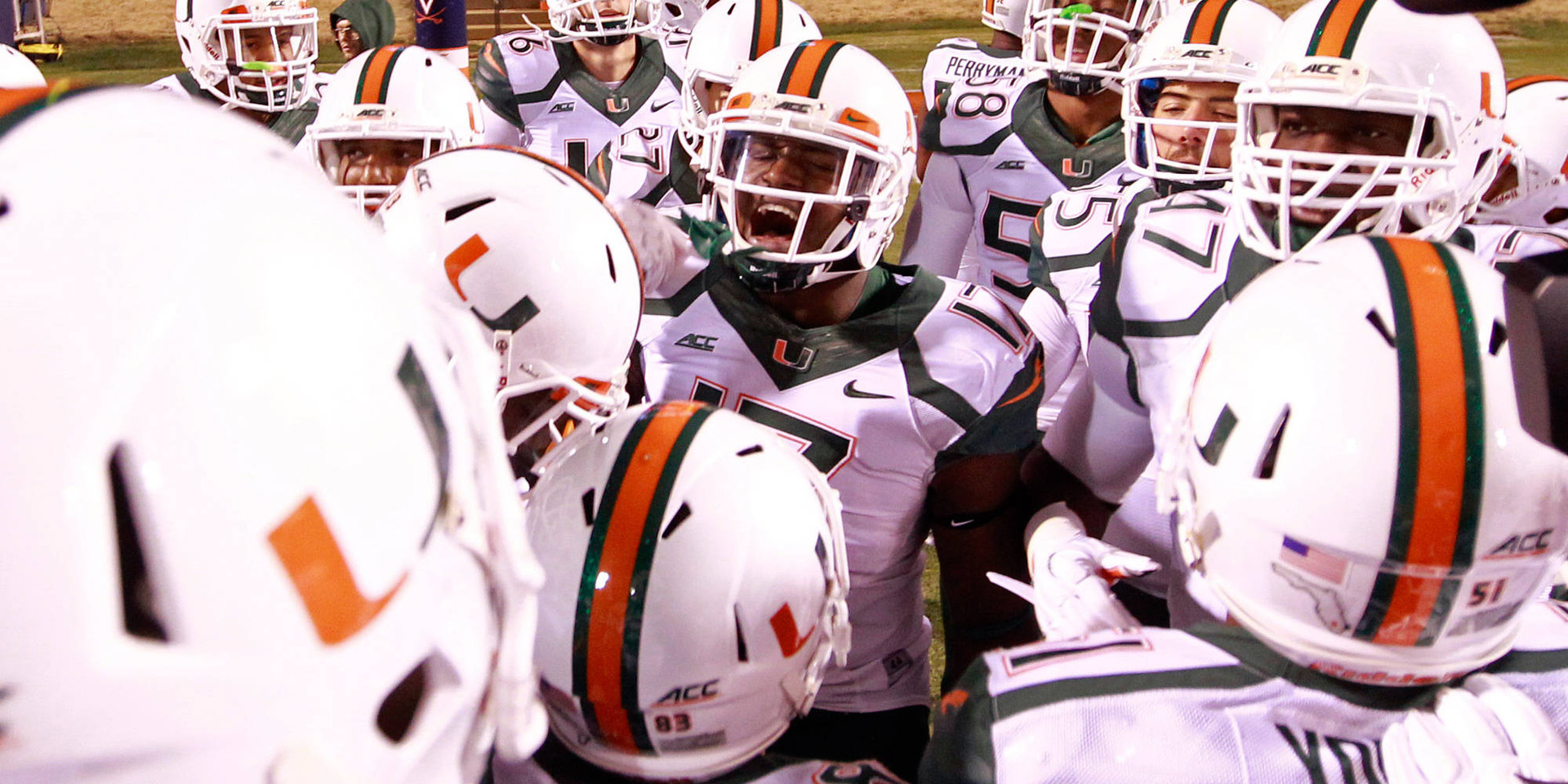Football Falls At Virginia, 30-13