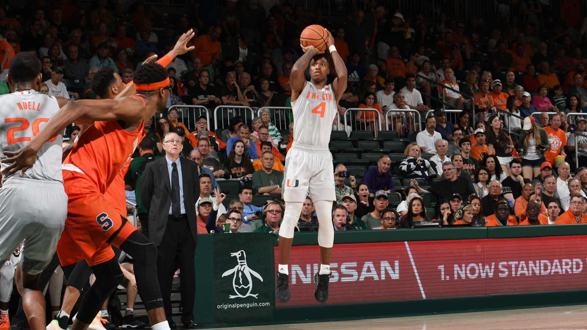 Hurricanes Fall To Syracuse, 62-55