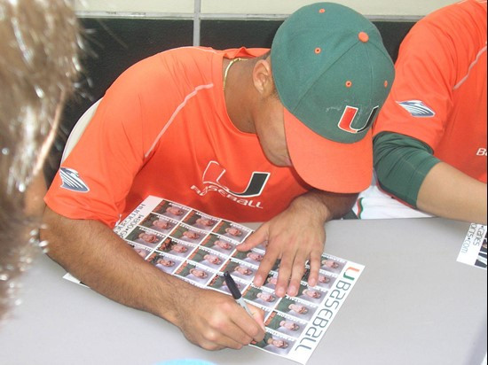 Freshman infielder Harold Martinez signing for fans