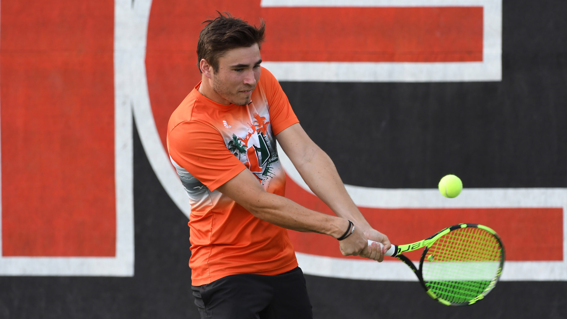 Stephen Madonia Advances to the Round of 64