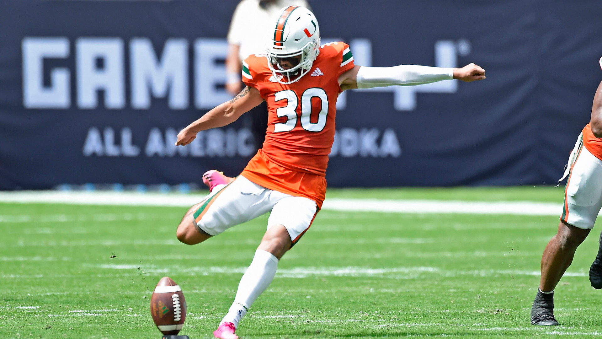 Borregales Chosen for Groza Award Watch List