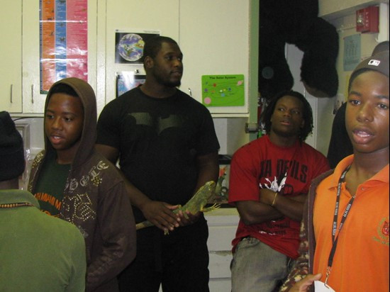 Fun4Kids - Lauryn Williams Mentoring Program Miami Middle School Visit (12/7/09)