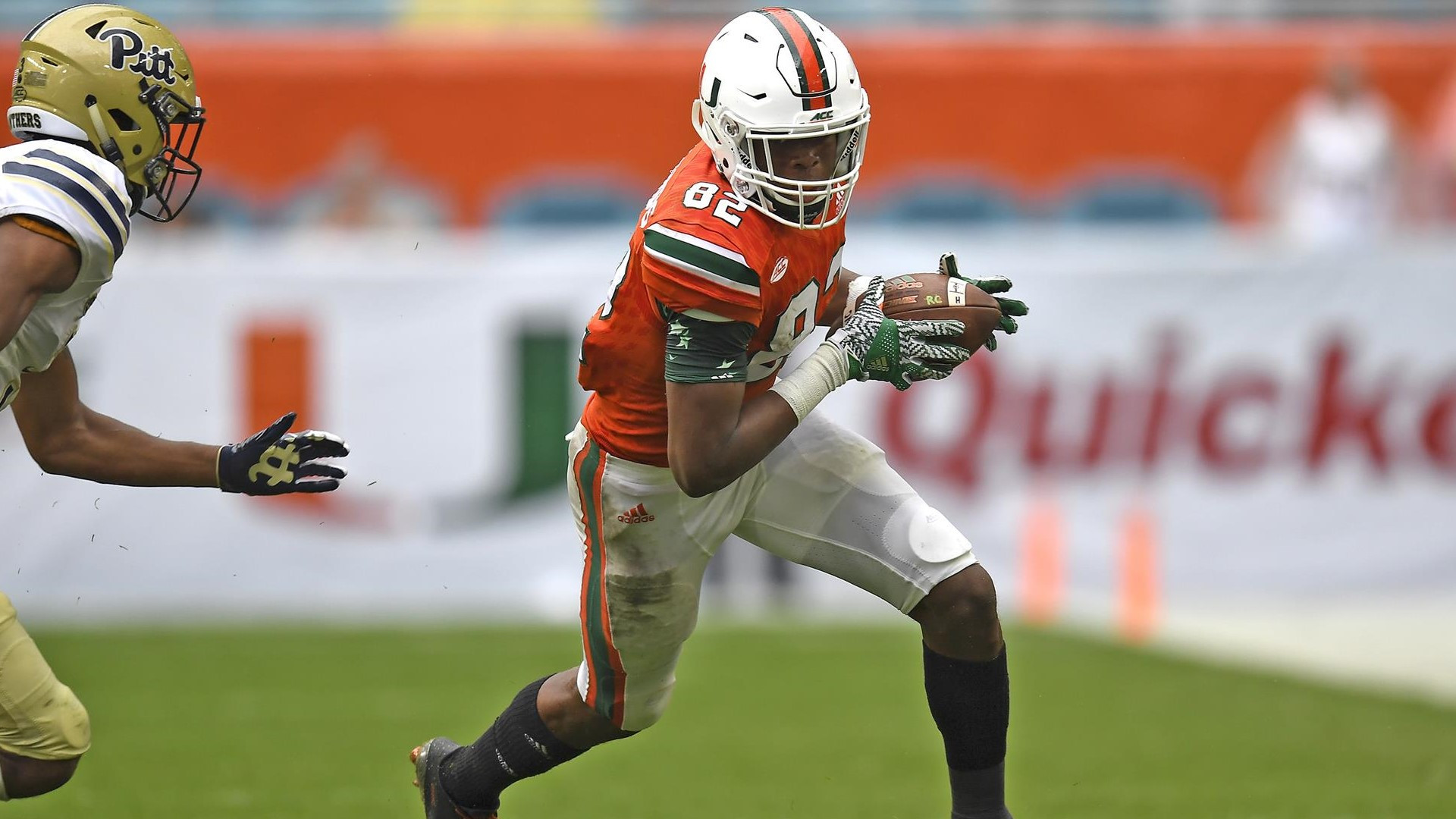 Richards Selected to Biletnikoff Watch List
