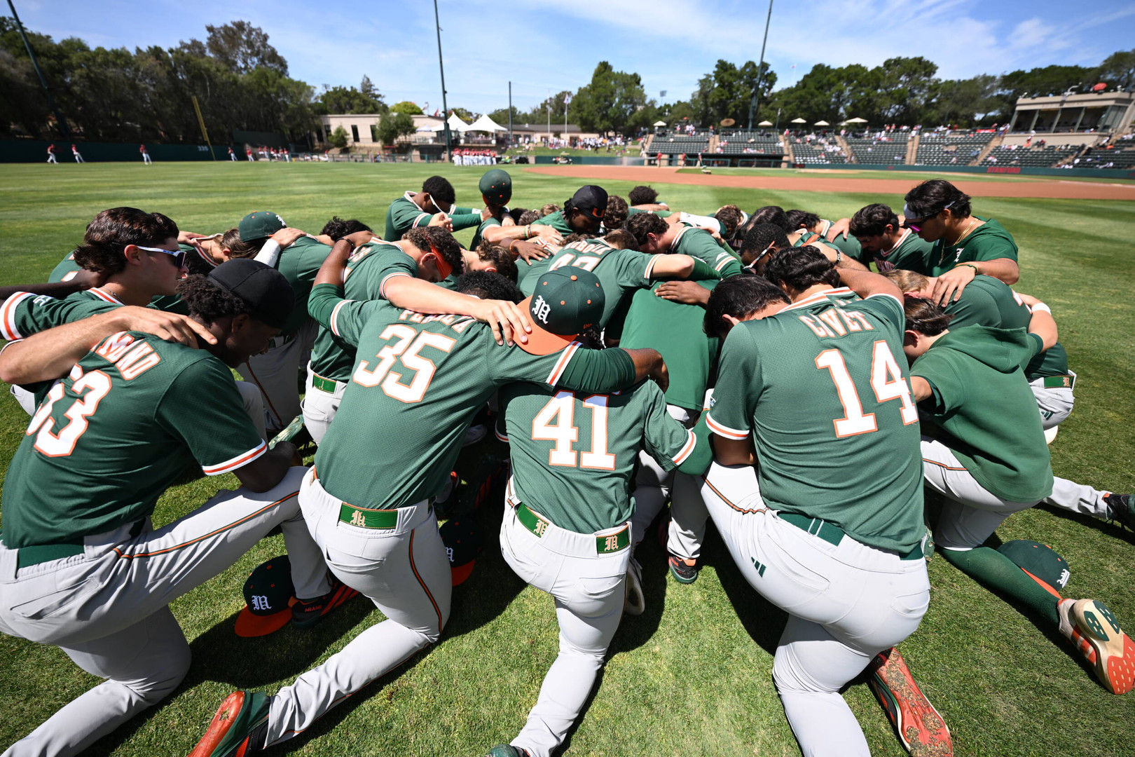 Hurricanes Fall to Stanford in Series Finale