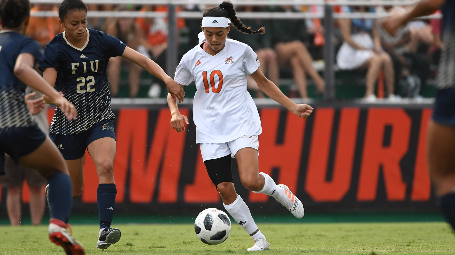 Soccer Moves Past Lipscomb