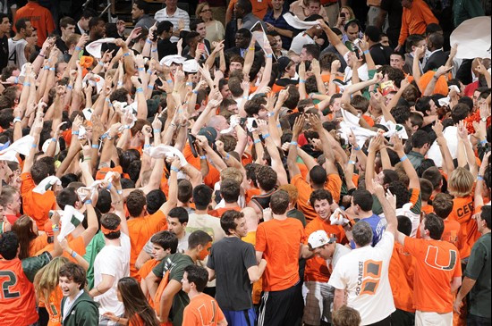 fans 2012 Miami Hurricanes Men's Basketball vs Florida State