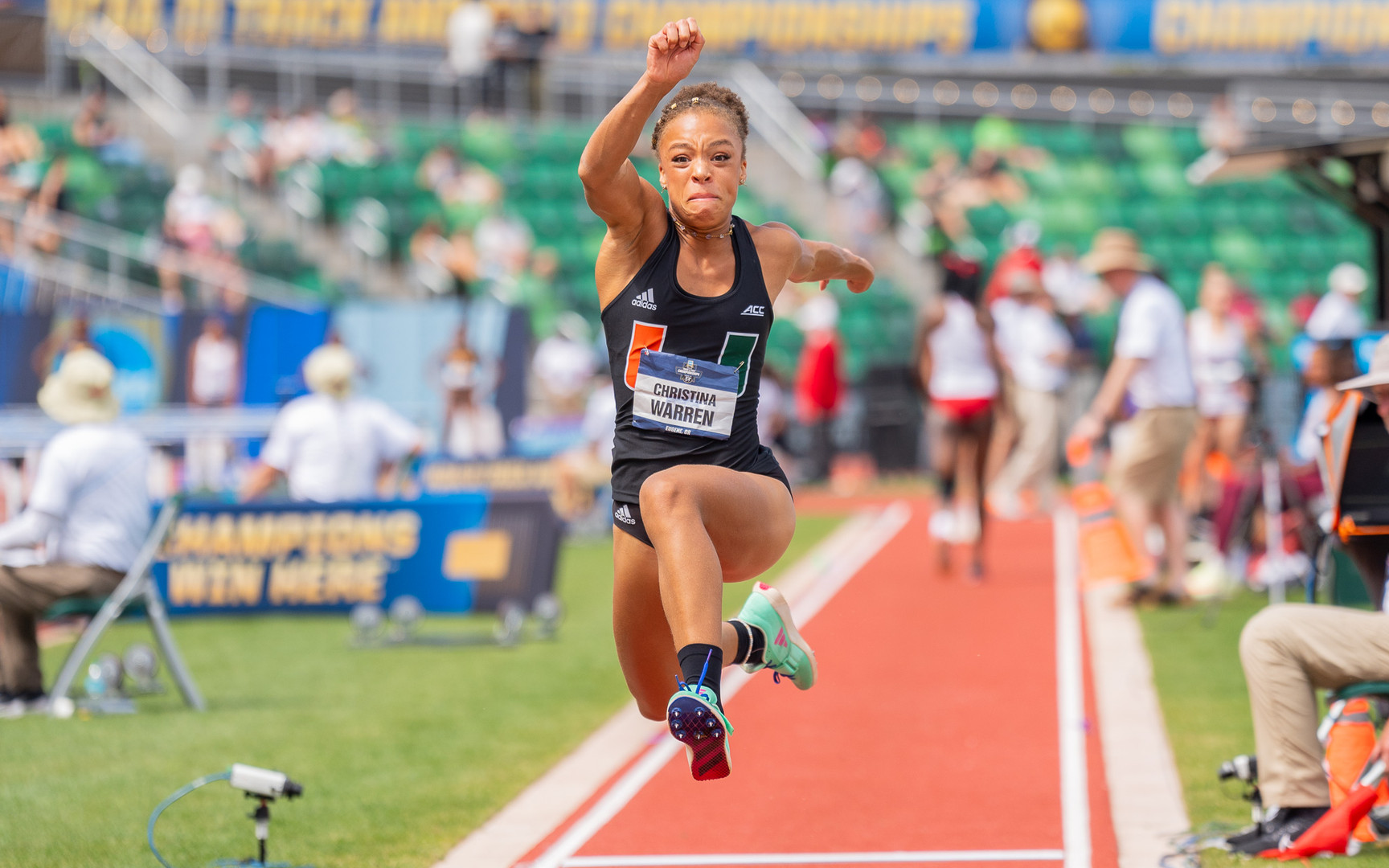 Warren Tabbed Second Team All-American on Final Day of National Championships