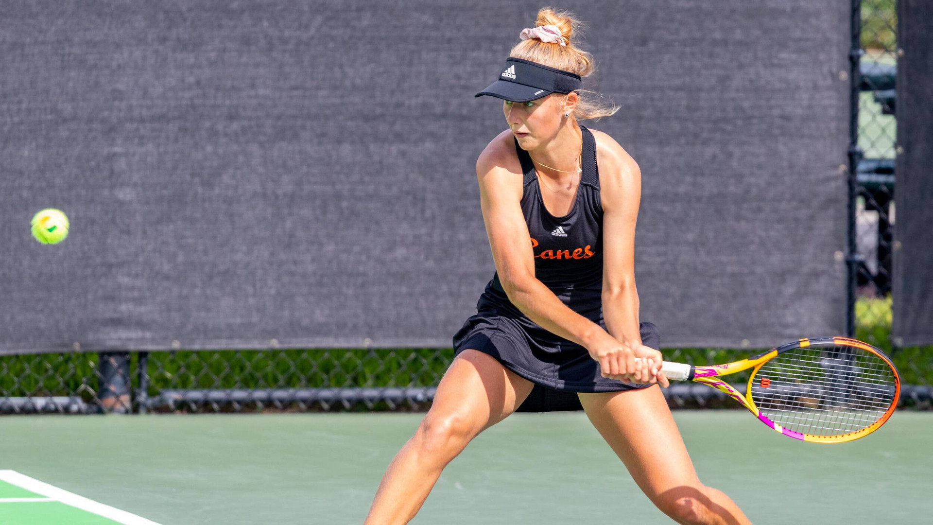 W. Tennis Falls, 5-2, at No. 44 Notre Dame