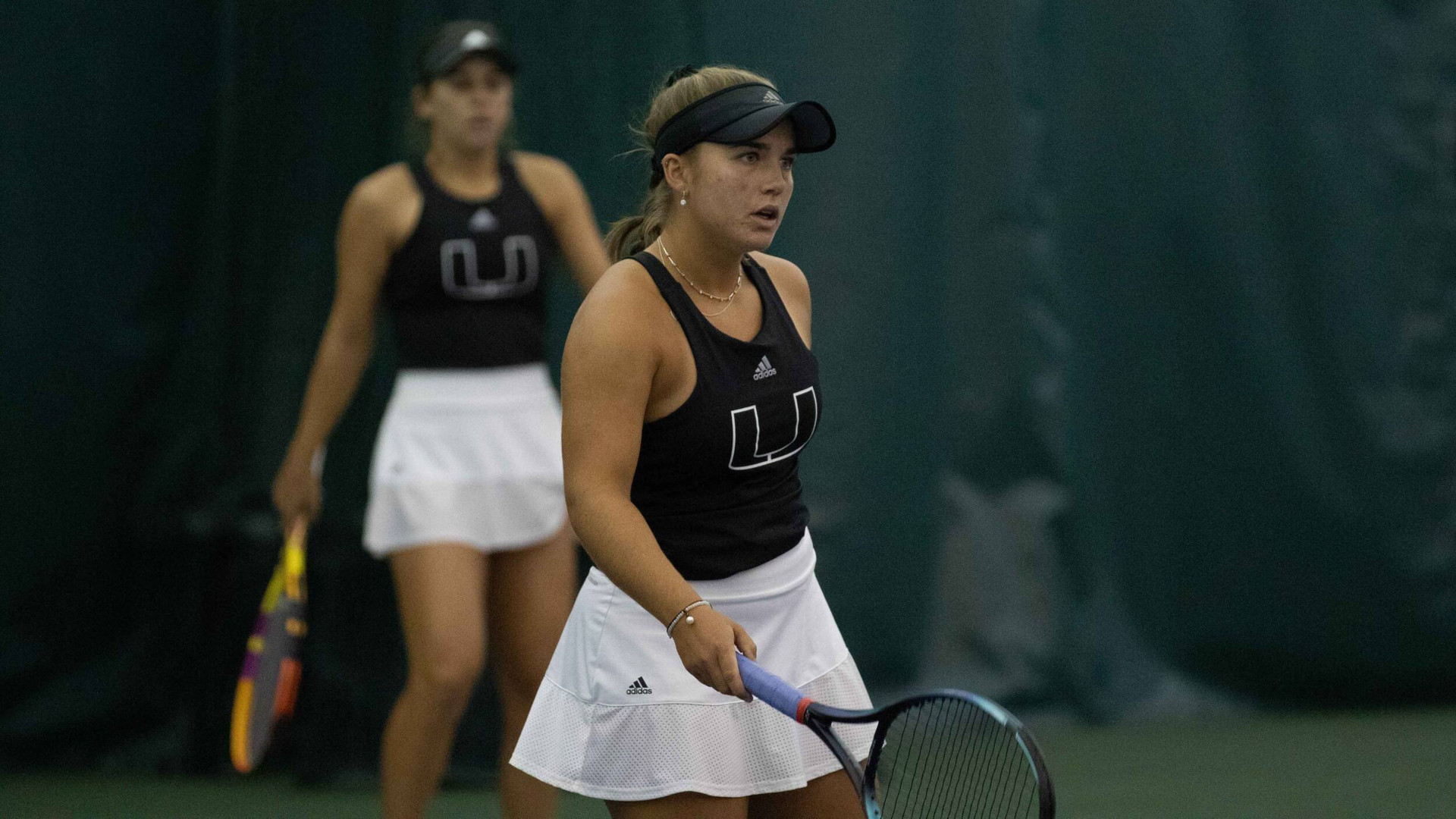 W. Tennis Falls, 5-2, at No. 53 Syracuse