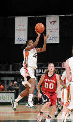 Shenise Johnson Named Naismith Trophy Midseason Candidate